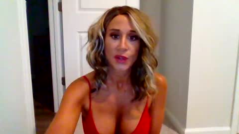 DaniBrass1 online show from June 18, 1:05 pm