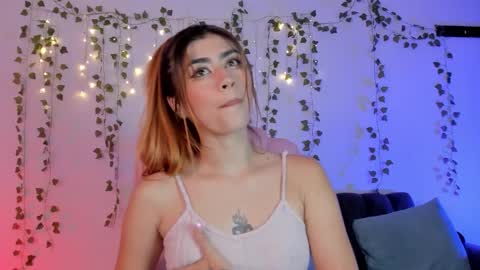 Dani Saenz online show from December 19, 4:37 am