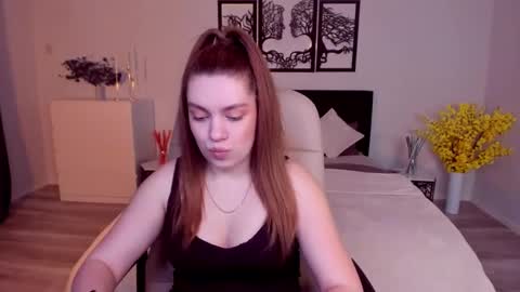Snapshot of daniellasweet20 chatting on February 7, 11:12 am Daniella online show from February 7, 11:12 am