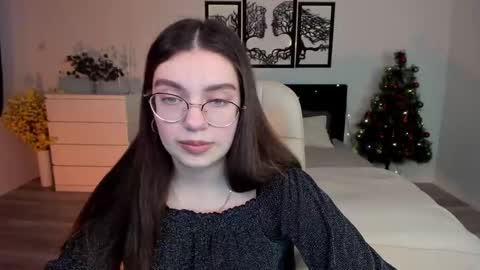 Snapshot of daniellasweet20 chatting on December 22, 11:22 am Daniella online show from December 22, 11:22 am