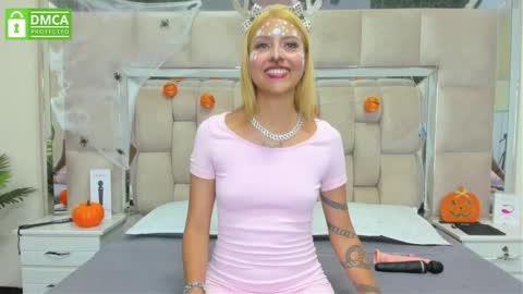 DANIELA online show from October 31, 8:24 pm