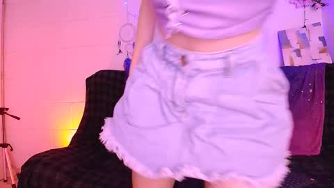 danita_veelz online show from March 10, 1:45 am