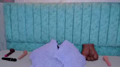 danix_coruscans online show from June 18, 5:18 pm