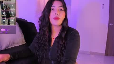 danna_adams1 online show from June 16, 6:31 pm