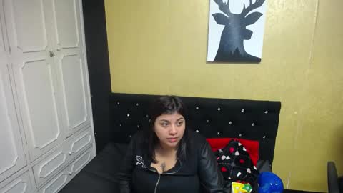 Danna Garza online show from January 8, 4:02 am