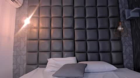 Danna online show from March 11, 12:20 pm