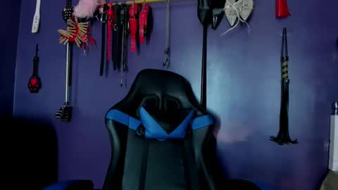 Snapshot of daphneandrade chatting on October 20, 4:43 pm daphneandrade online show from October 20, 4:43 pm