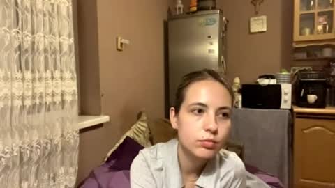 Monika online show from April 1, 7:11 pm