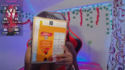 Daphne online show from February 11, 2:35 pm