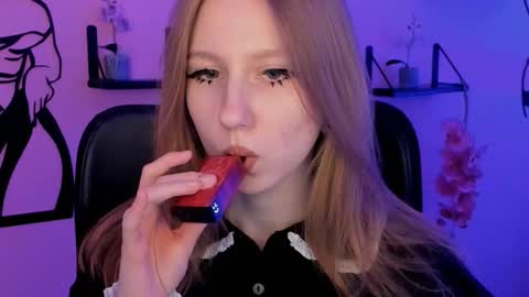 Daria Tate online show from September 14, 8:56 am