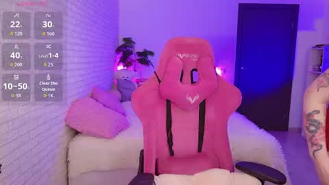DARINEKO  online show from August 3, 3:21 am