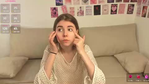 Ester online show from July 5, 3:07 pm