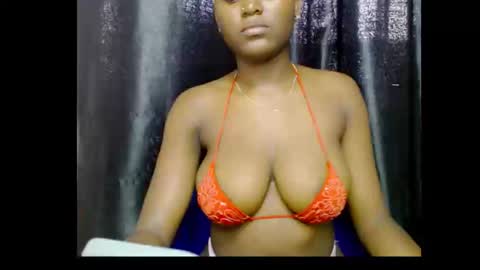 sexygal online show from December 1, 3:15 pm