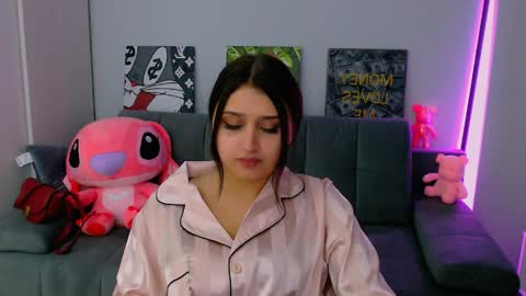 Amelie online show from April 9, 6:19 am