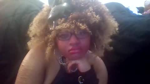 DarkSundaze online show from April 5, 5:01 pm