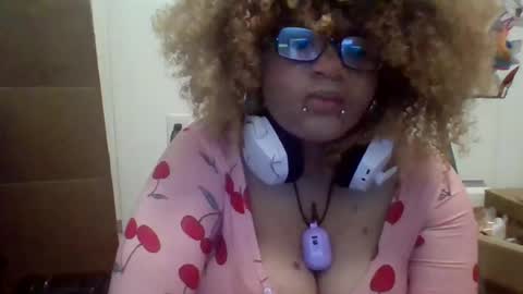 DarkSundaze online show from June 18, 11:42 pm