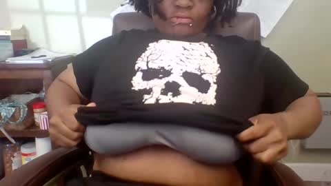 DarkSundaze online show from August 4, 5:30 pm