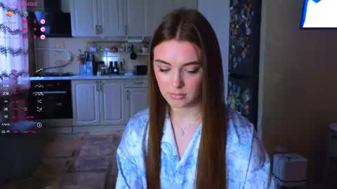 Darlina online show from June 12, 3:31 pm