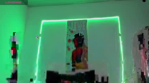 Darlyhooper online show from April 16, 9:39 pm