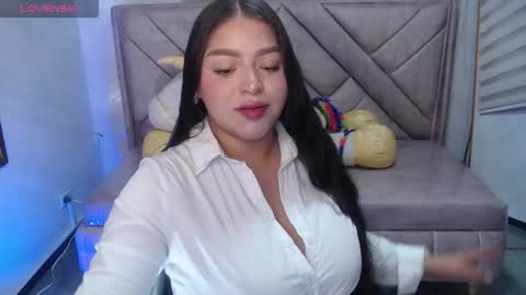 Hi Stream 1500 to 2100 online show from November 5, 8:47 pm