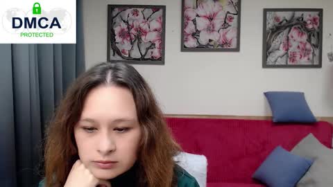 Snapshot of dazzling_diva222 chatting on October 27, 7:04 am Elya online show from October 27, 7:04 am