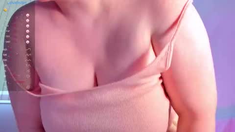 DeboraDebbieDee online show from February 14, 5:42 am