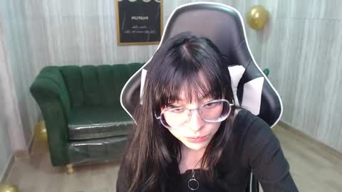 debora online show from February 19, 10:42 pm