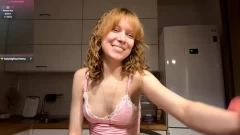 Hello My name is Sarah im new model here and little but shy. online show from February 16, 3:45 pm