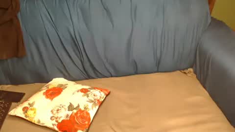 Dee online show from February 22, 1:28 am