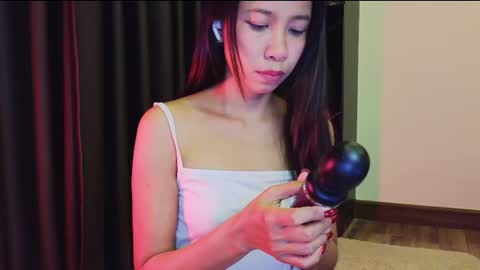 deedeedoll online show from February 25, 11:09 am