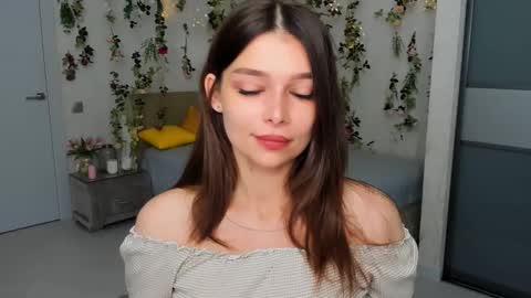 DegreeOfSincerity online show from September 20, 4:11 am