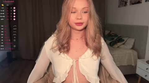 Dia online show from November 20, 7:15 pm