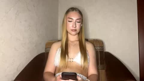 Jane online show from July 7, 8:22 pm