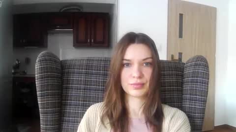 Aurora online show from February 18, 7:43 am