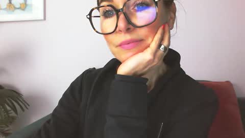 delilah_sweet online show from October 20, 3:26 pm