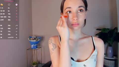 Eliza online show from April 11, 10:52 am