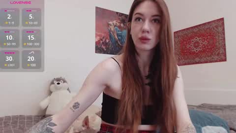 Snapshot of demiamour chatting on March 6, 10:30 am Demi. not your babybabebb and other shit online show from March 6, 10:30 am