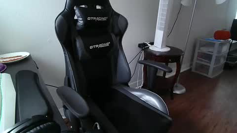 Chocolatekink online show from November 18, 3:46 pm