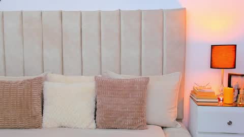 DEMY online show from December 14, 6:30 pm