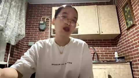 Emma online show from October 2, 2:00 pm