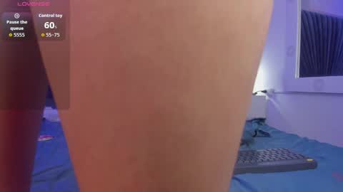   Deri   online show from April 9, 6:46 pm