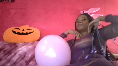 desireeafterdark online show from February 7, 10:40 am