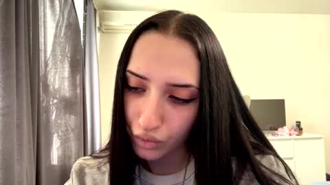 Kira online show from May 22, 2:59 pm