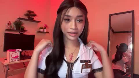 Snapshot of devine_goddessx chatting on September 20, 10:24 am Devine Greyson online show from September 20, 10:24 am