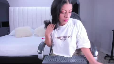 Devona online show from October 24, 5:14 am