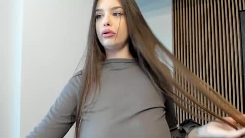 devyale online show from April 11, 5:02 am