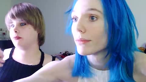 devykitten online show from March 25, 11:40 pm