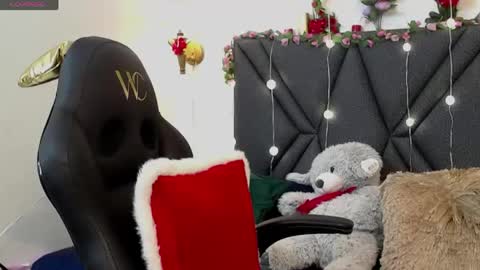 dharanisnisha online show from April 15, 12:06 pm