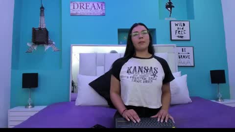 Diana Meja  online show from February 2, 3:43 am