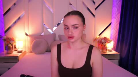 diana_nova online show from April 9, 6:19 am